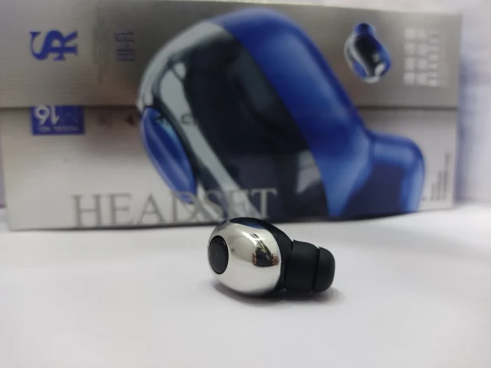 Buy online  M16 Bluthoot Headset at best price in Pakistan | Rhizmall.pk